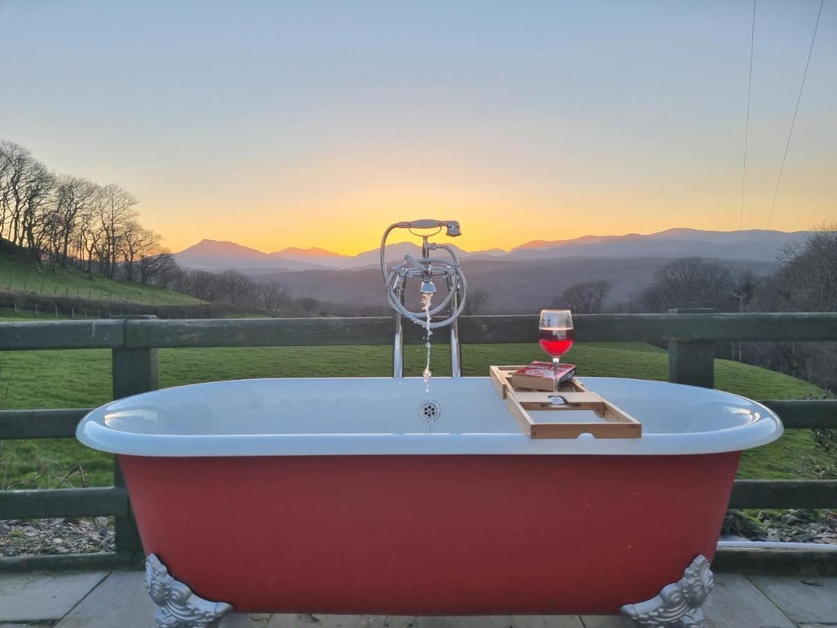 Red Tub Snowdonia